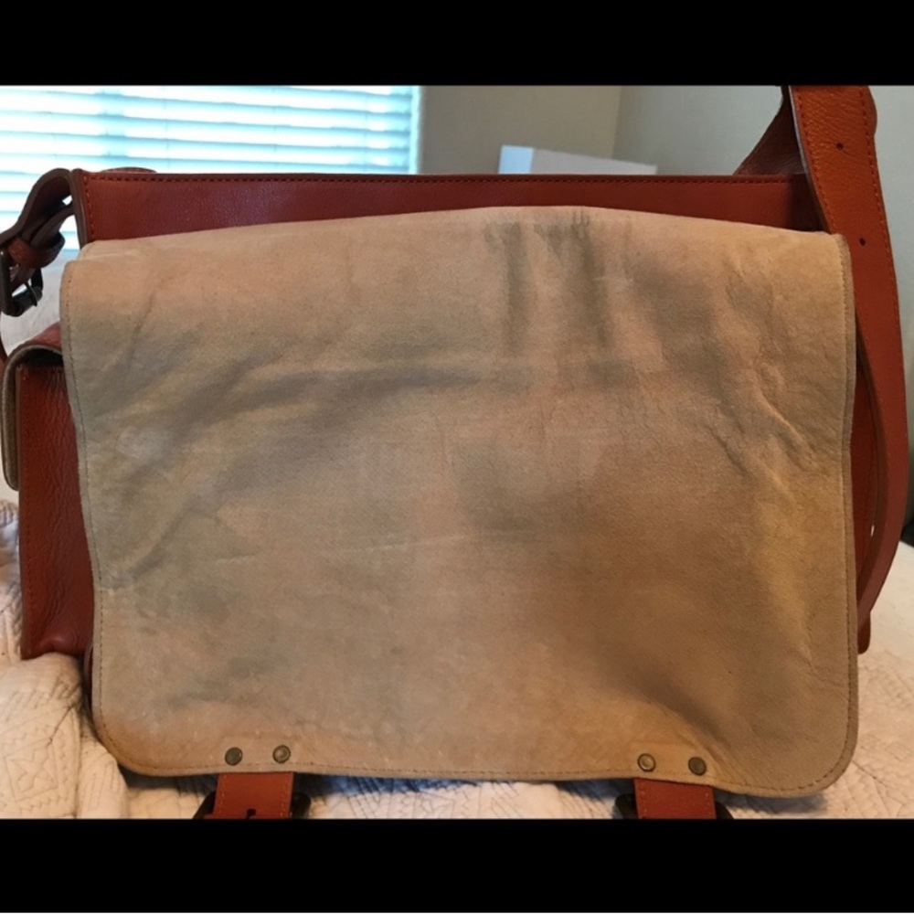 Herringbone V2 Camera Bag Camel Color - image 5